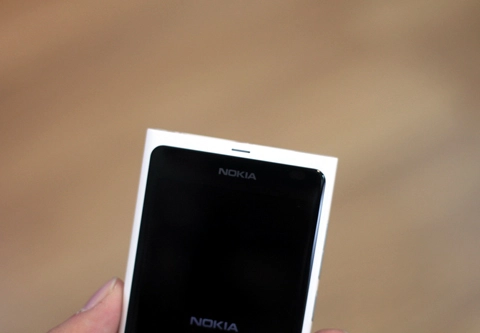 Nokia n9 màu trắng về vn - 5