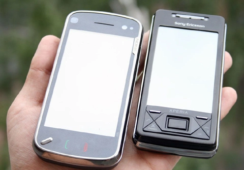 Nokia n97 vs xperia x1 - 1