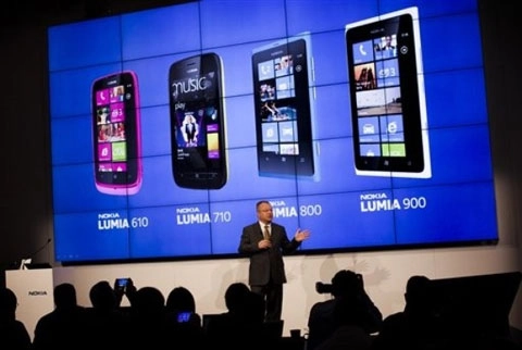 Nokia tái xuất ấn tượng tại mwc 2012 - 1
