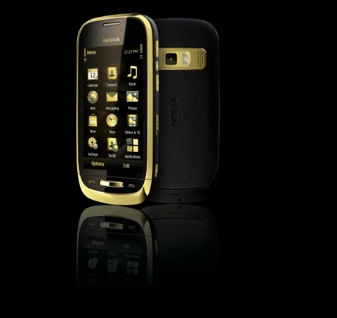 Nokia trình làng di động hạng sang oro - 3