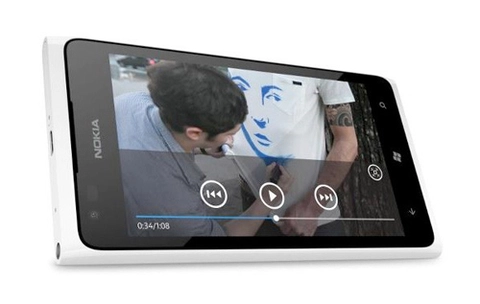 Nokia vô tình để lộ ảnh lumia 900 trắng - 1