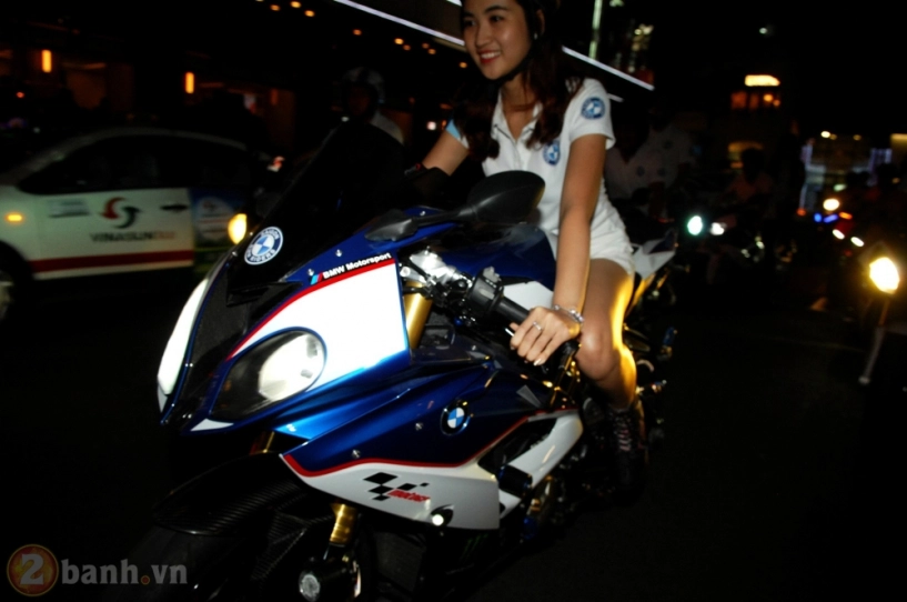 Nữ biker xinh đẹp chạy môtô trong ngày ra mắt bmw riders saigon club - 7