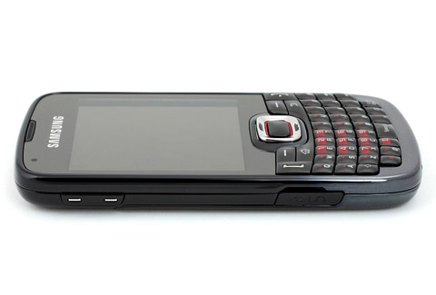 Omnia thứ hai giống blackberry trình làng - 8