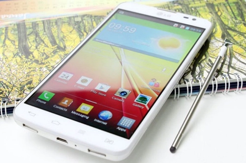 Phablet nổi bật nhất 2013 - 4