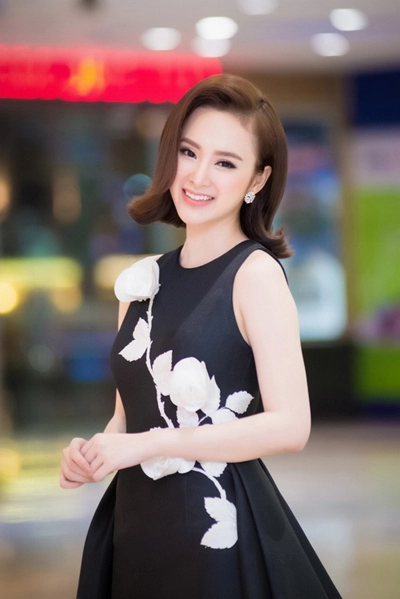 Phong cách làm đẹp đa dạng của angela phương trinh - 3