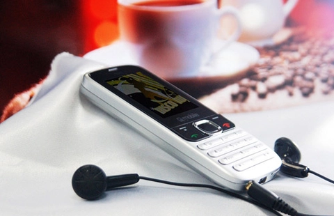 Q-mobile q140 - điện thoại cơ bản nhiều màu sắc - 3