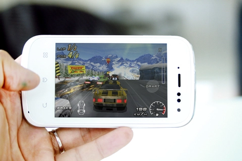 Q-smart s9 - smartphone android màn hình 35 inch - 3