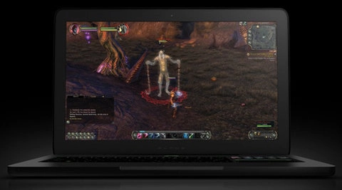 Razer ra laptop chơi game cạnh tranh alienware - 1
