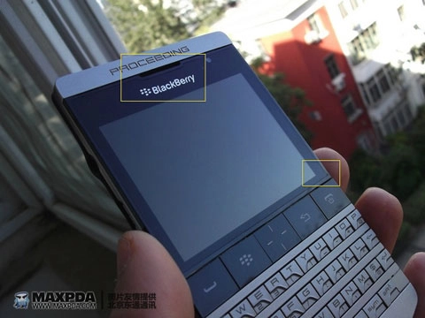 Rò rỉ thông tin blackberry bold 9980 với bàn phím kim loại - 9