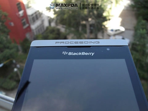 Rò rỉ thông tin blackberry bold 9980 với bàn phím kim loại - 10