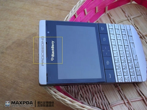 Rò rỉ thông tin blackberry bold 9980 với bàn phím kim loại - 11