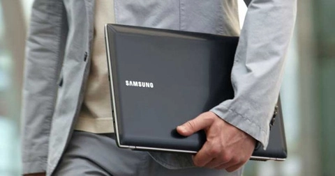 Samsung bán ra dòng laptop tốt nhất của mình - 3