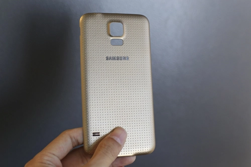 Samsung galaxy s5 màu vàng xuất hiện ở việt nam - 5