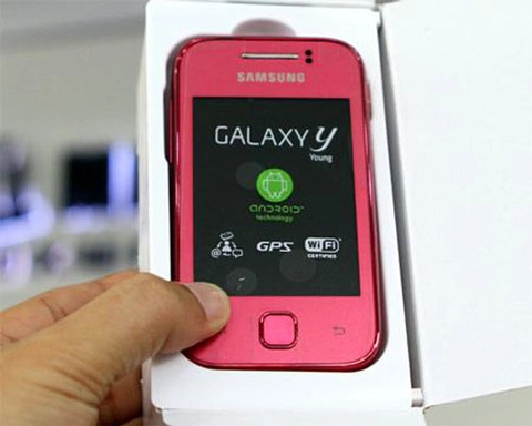 Samsung galaxy y ra phiên bản hồng - 3