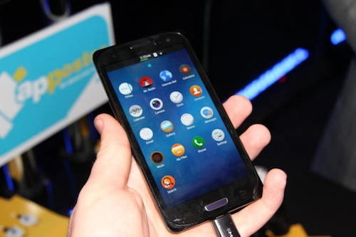 Samsung lại lùi ngày ra mắt điện thoại đầu tiên chạy tizen - 1