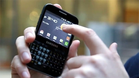 Samsung ra mắt galaxy pro với bàn phím qwerty - 4