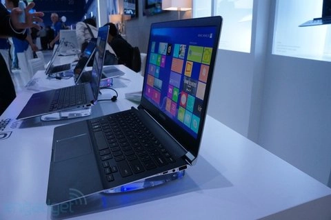 Samsung trình làng laptop màn hình độ phân giải khủng - 4