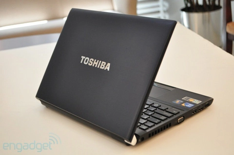 Siêu mẫu di động giá từ 800 usd của toshiba - 4