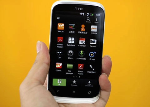 Smartphone 2 sim đầu tiên của htc - 3