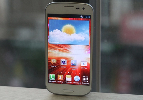 Smartphone đàn em ăn theo galaxy s iii - 10