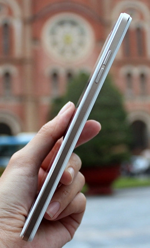 Smartphone dáng mỏng mới của oppo lộ diện ở vn - 7