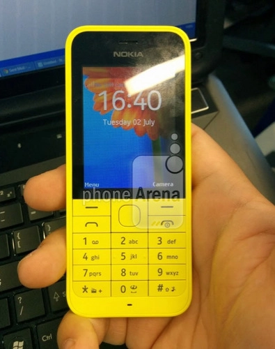 Smartphone lumia 2 sim của nokia có màn hình 45 inch - 3