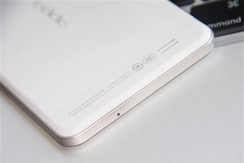 Smartphone mỏng nhất thế giới thêm phiên bản màu trắng - 4