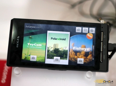 Smartphone regza chạy android chống nước - 10