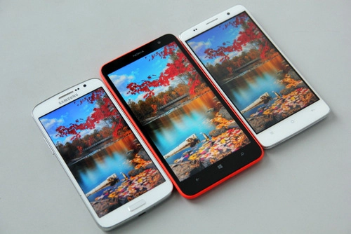 So sánh bộ ba smartphone màn hình lớn giá tốt 1 - 1