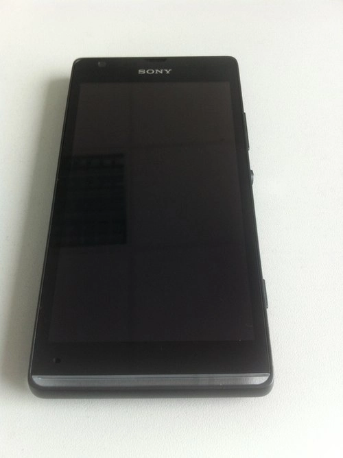 Sony chuẩn bị ra smartphone tầm trung mới - 2