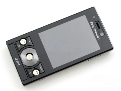 Sony ericsson g705 lướt web - giải trí - 1