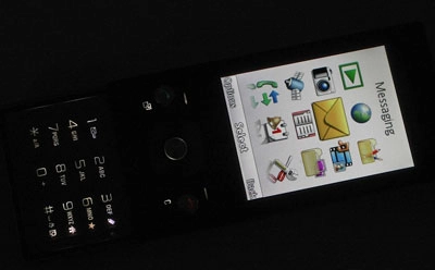 Sony ericsson g705 lướt web - giải trí - 5