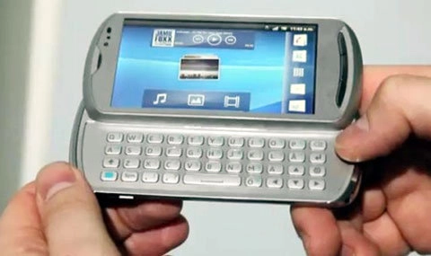 Sony ericsson xperia pro hoãn bán tới quý iv - 1