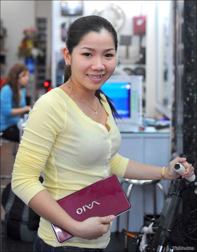 Sony vaio p tại vn giá 1450 usd - 10