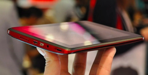 Tablet android honeycomb 7 inch đầu tiên trên thế giới - 4