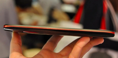 Tablet android honeycomb 7 inch đầu tiên trên thế giới - 5