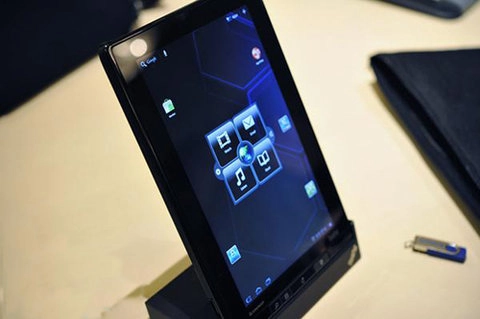 Tablet pc thinkpad bắt đầu được bán ra - 1