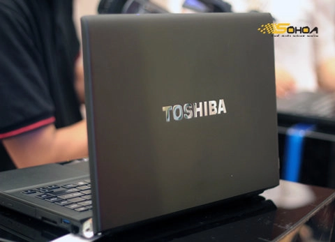 Toshiba tecra r840 giá từ 226 triệu - 3