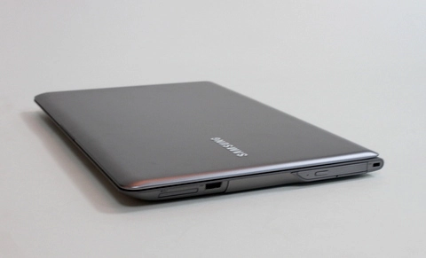 Ultrabook chạy ivy bridge đầu tiên của samsung tại việt nam - 3