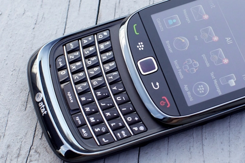 Vẻ đẹp của blackberry torch 9800 - 4