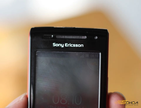 Walkman w8 chạy android giá 49 triệu - 3