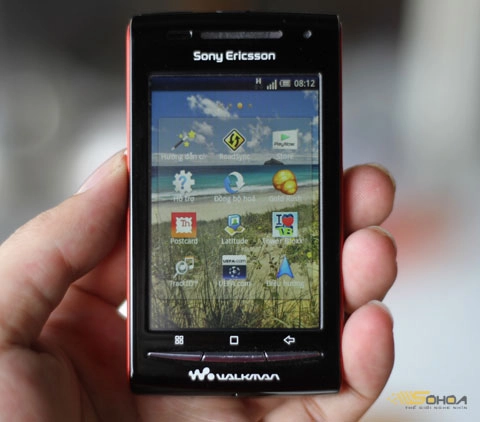 Walkman w8 chạy android giá 49 triệu - 4