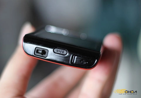 Walkman w8 chạy android giá 49 triệu - 9