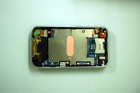 Xem quá trình quốc tế hóa iphone 3g - 15