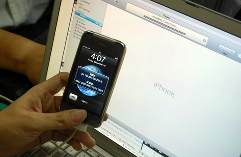 Xem quá trình quốc tế hóa iphone 3g - 17