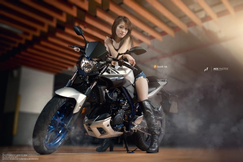 Yamaha mt-03 độ siêu ngầu đọ dáng cùng mỹ nhân xứ đài - 2