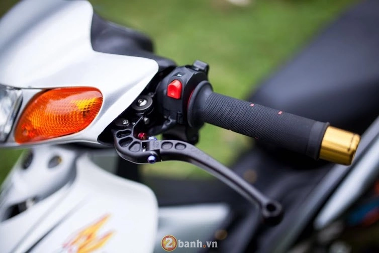 Yaz 125 cực chất trong bộ cánh bạc - 3