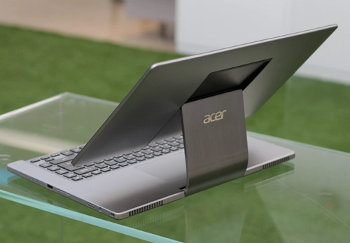 Acer aspire r7 - ultrabook kiểu dáng độc - 2