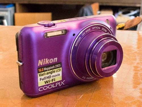 Ảnh thực tế nikon coolpix s6600 với màn hình lật xoay - 4