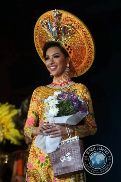 Áo dài của khả trang được tôn vinh tại miss eco universe 2016 - 4